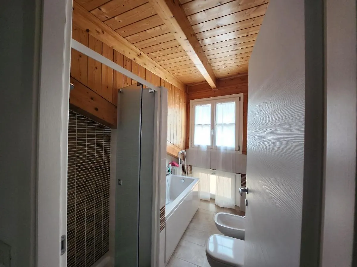 La Mansarda Apartment Salo Italy