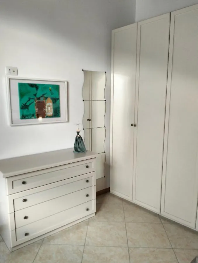 La Mansarda Apartment Salo Italy